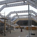 15 dicembre 2010. L’ossatura del tetto ha preso forma. Iniziamo a re-immaginare gli spazi e ad affinare le soluzioni rappresentate sulla carta